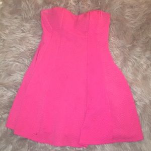 A pink dress u wear with friends ☺️